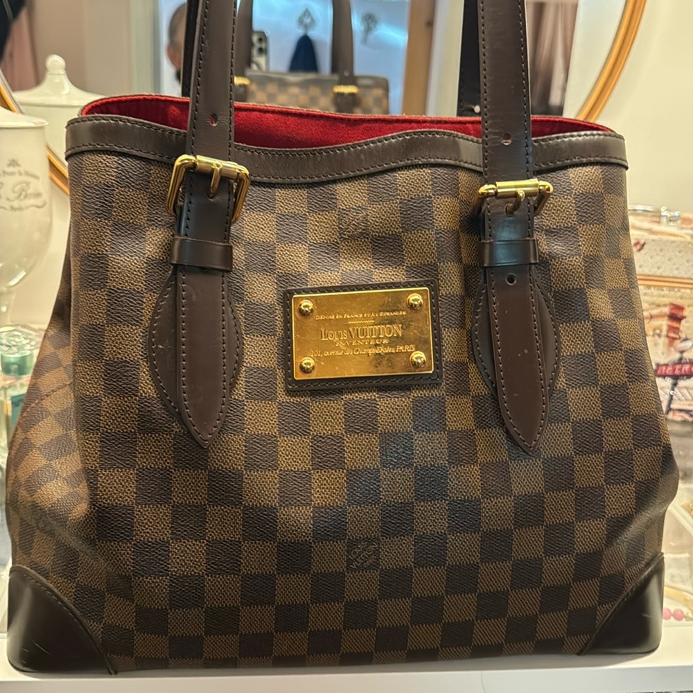 LOUIS VUITTON BAG